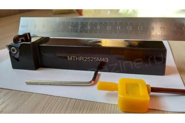 MTHR2525M43 резец резьбовой для наружного точения